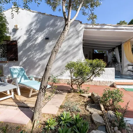 Villa Eta, Con Giardino - Piscina E Distante 2 Minuti A Piedi Dalla